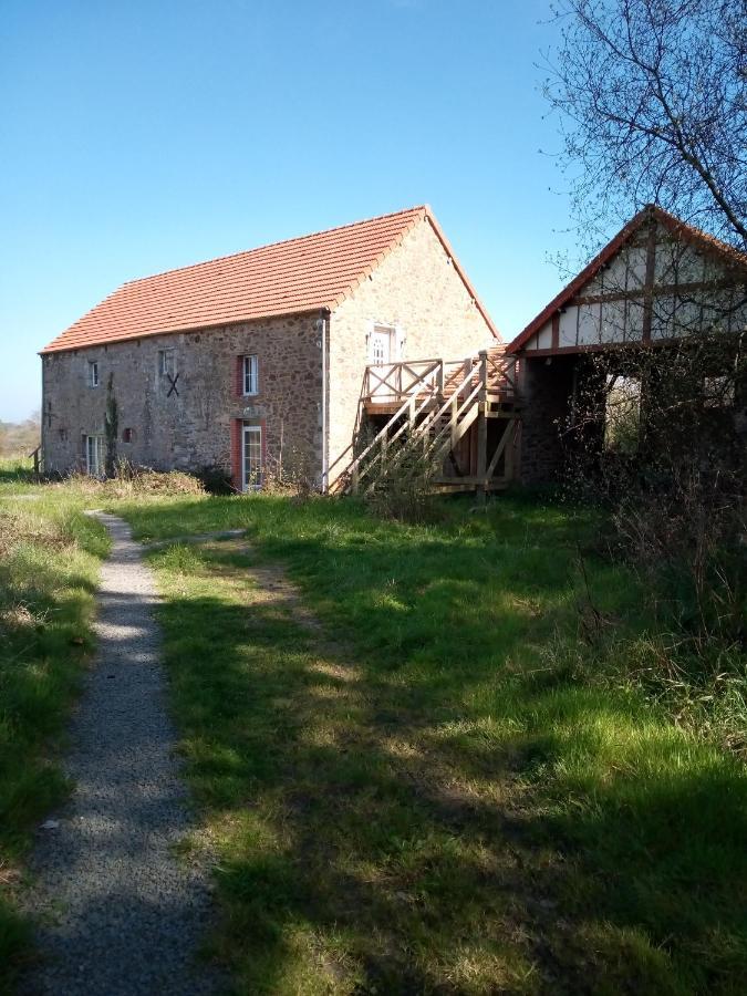 Bed and Breakfast Le Chevalier des Marettes à Airel Extérieur photo